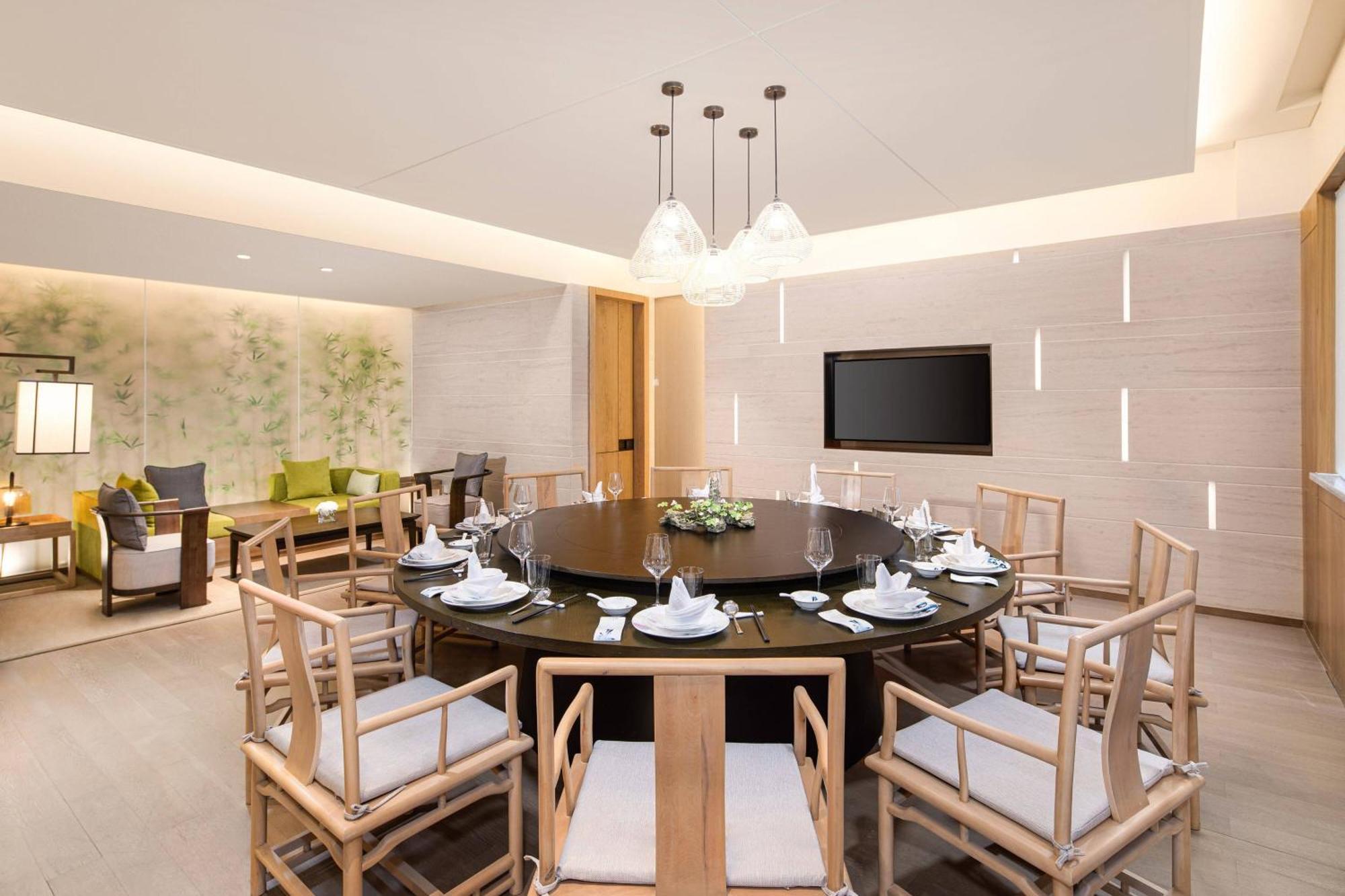 Courtyard By Marriott Wuxi Lihu Lake Ngoại thất bức ảnh