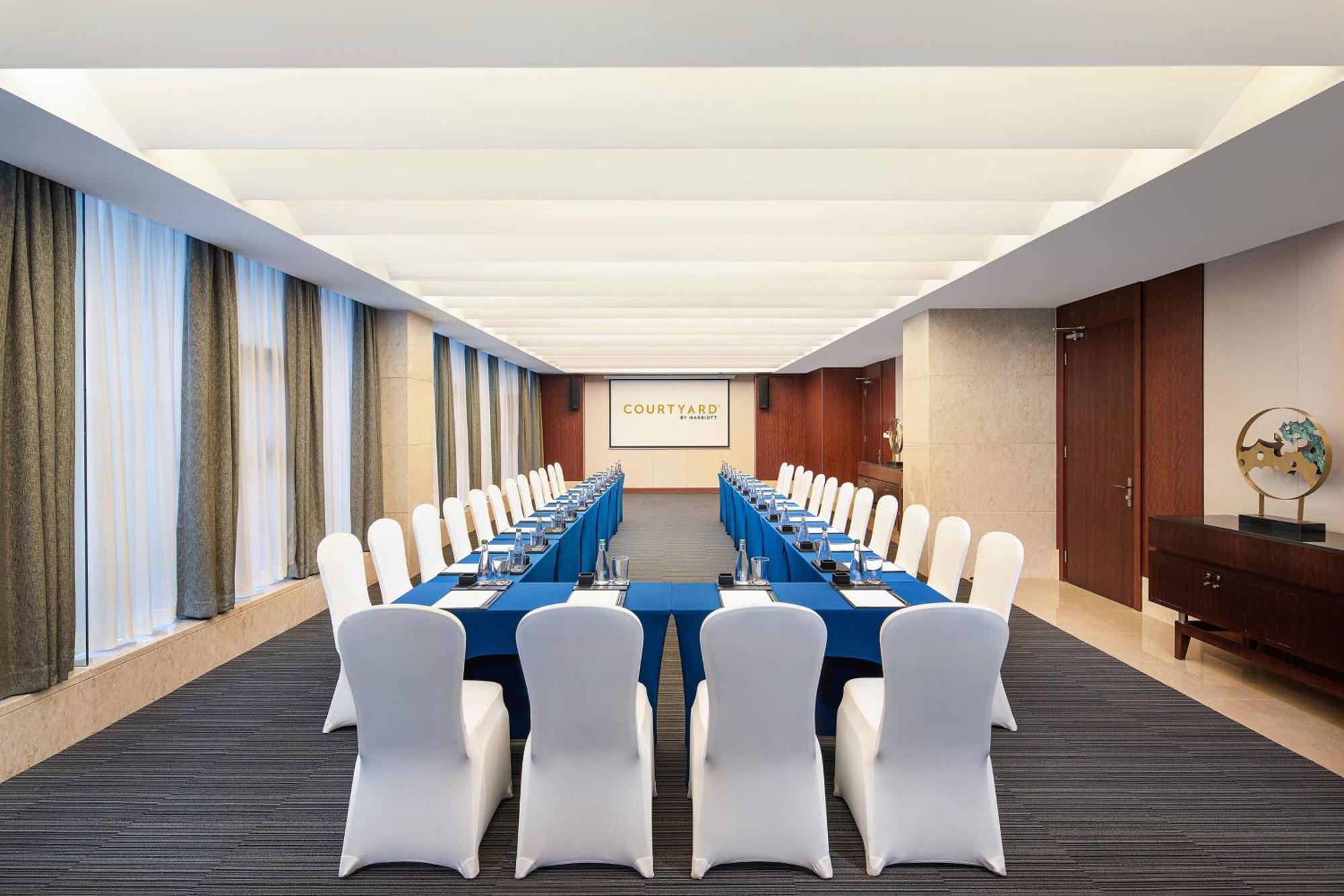 Courtyard By Marriott Wuxi Lihu Lake Ngoại thất bức ảnh